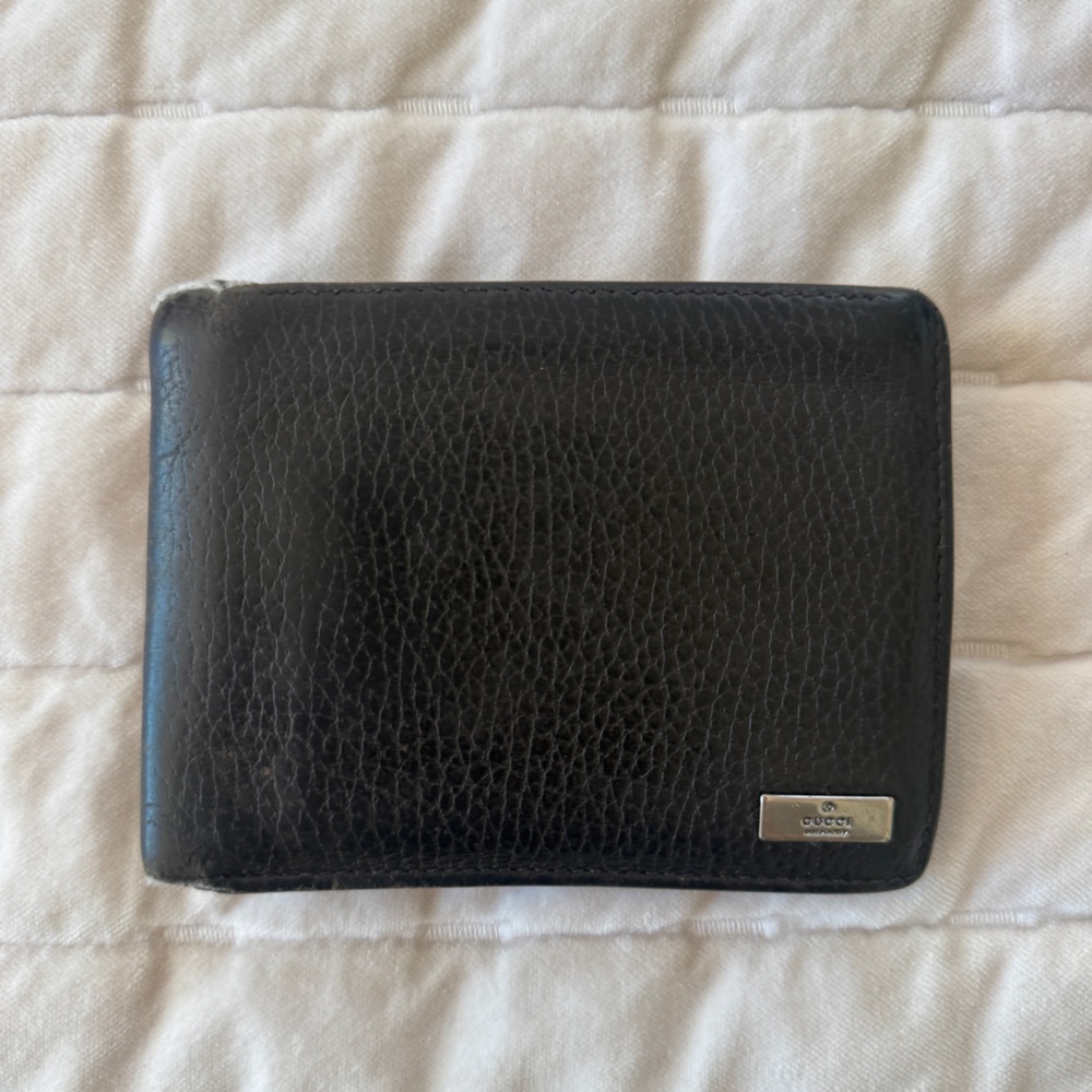 GUCCI VINTAGE LOGO PLATE GG SOFT EMBOSSED LEATHER WALLET BIFOLD BROWN